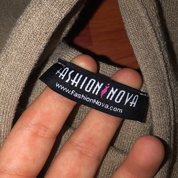 fashion nova army green cropped tank - Picture 2 of 2